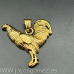 Colgante Gallo, acero 316L Chapado oro 18k.