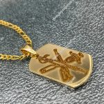 Escoge colgante y cadena, legión, grabado láser, acero 316L chapado oro 18k