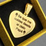 Colgante Corazón 3*3 cm, grabado láser, acero 316L chapado oro 18k (texto incluido)