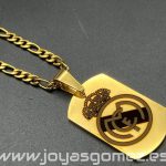 Placa 36*22 y cadena o cordón, grabado láser de tú escudo, acero 316L chapado oro 18k
