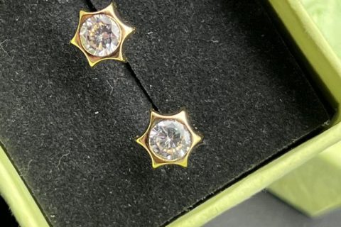 PENDIENTES ORO 9K SOL CIRCONITAS 8X7 MM