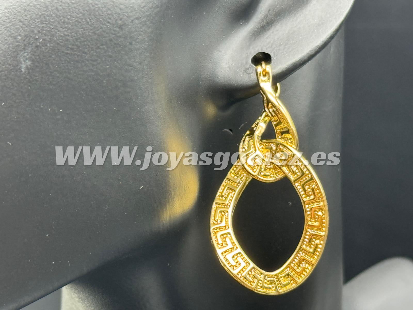 WhatsApp Image 2024-07-07 at 10.04.43 (2) Aros ochos greca 48mm, acero 316L chapado oro 18k-LIQUIDACION- - Imagen 1