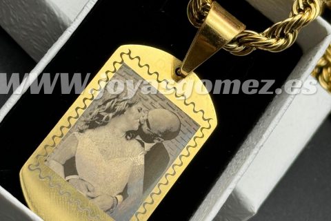 Colgante PLACA 48*28mm con marco +cordón 6*60cm- foto grabación personalizada láser, acero 316L chapado oro 18k