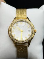 Reloj esfera nácar circonitas ,acero 316L chapado oro 18k- PROMOCIÓN-