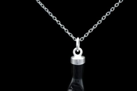 COLGANTE MANO HIGA NEGRA Y CADENA 40 + 3 CM, plata de ley