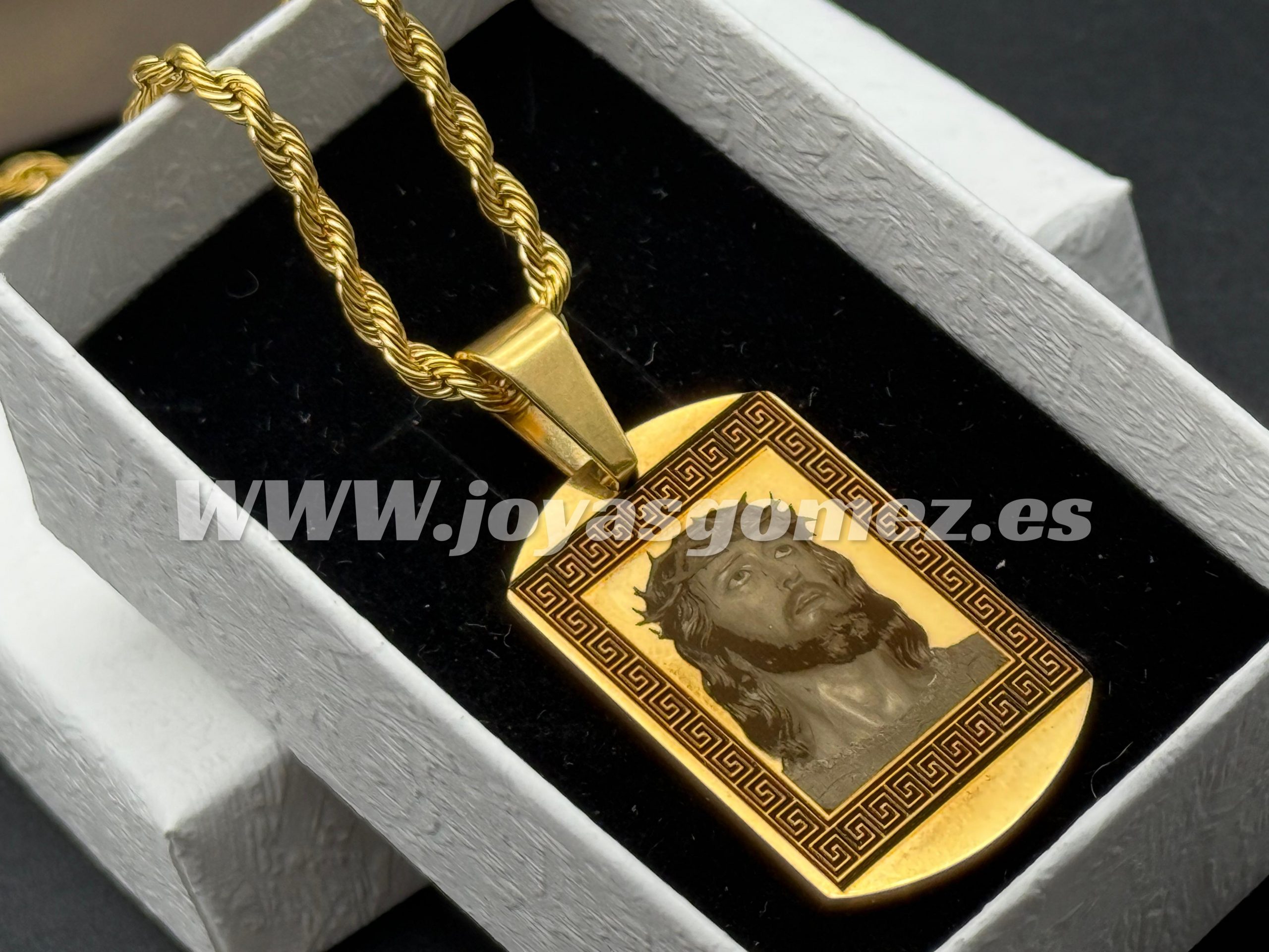 WhatsApp Image 2025-02-05 at 10.58.16 (9) Colgante PLACA marco greca 36*22mm+cordón 3mm*60cm- foto grabación personalizada láser, acero 316L chapado oro 18k - Imagen 1