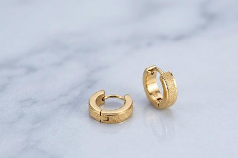 Pendientes matizados 10mm, acero 316L chapado oro 18k