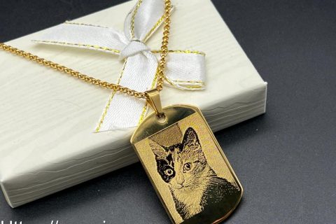 Colgante PLACA  36*22mm+cadena 2*50cm- foto grabación personalizada diamante, acero 316L chapado oro 18k