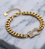 Pulsera candado , medida 15-20 cm ajustable,acero 316 L chapado oro 18k