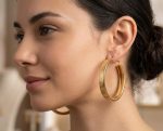 Aros anchos greca 5.5 cm, acero 316L chapado oro 18k