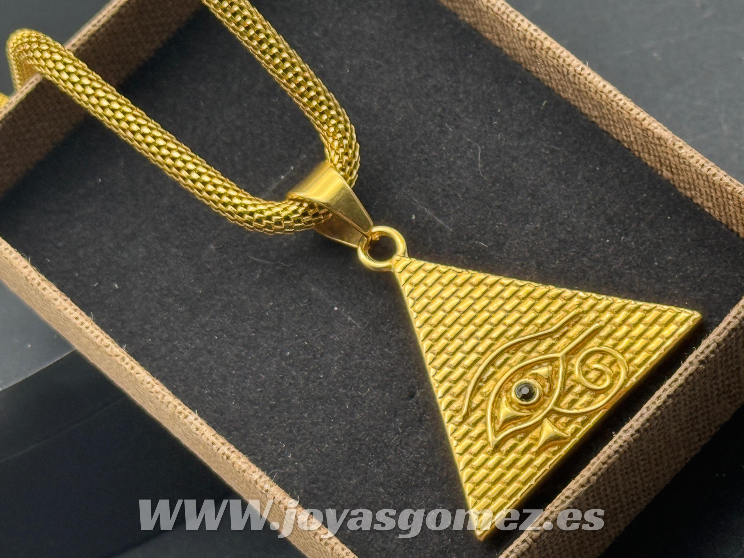 WhatsApp Image 2025-10-31 at 09.57.30 (6) Cadena 6mm*60cm, colgante pirámide ojo horus- acero 316 L chapado oro 18k - Imagen 1