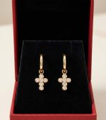 Aritos cruz circonitas ,acero 316L chapado oro 18k