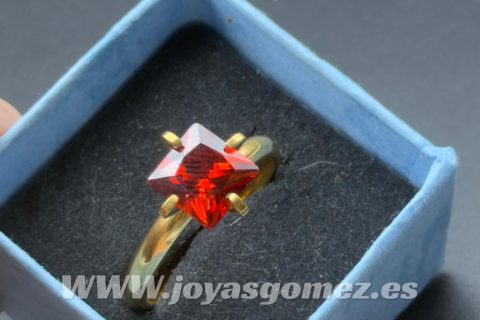 Sortija piedra roja, tallas 20-22,acero 316L chapado oro 18k-LIQUIDACION-