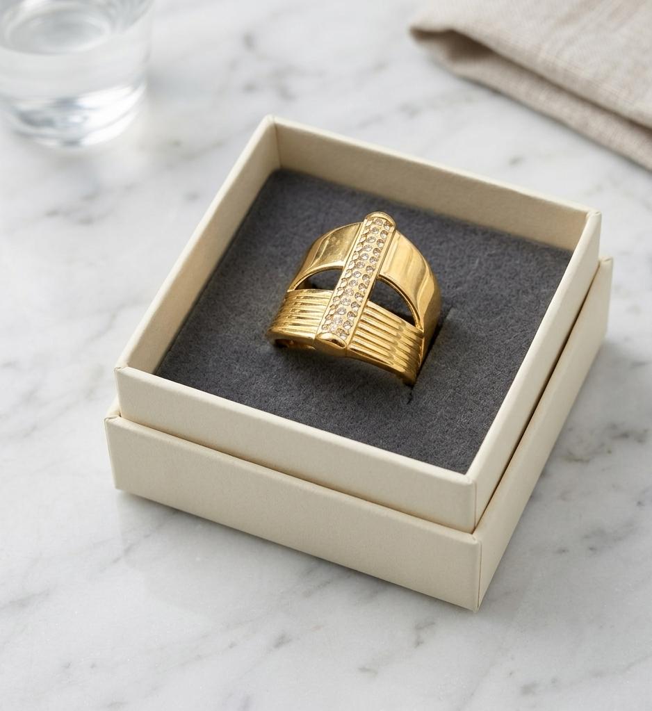 WhatsApp Image 2026-05-18 at 10.44.00 Anillo lanzadera circonitas,numero 16, acero 316L chapado oro 18k-LIQUIDACION- - Imagen 1