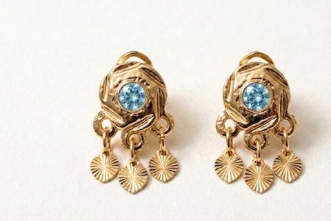 Cubanitas piedra azul- acero 316L chapado oro 18k