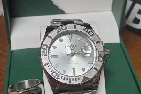 Reloj esfera nácar + sello ,acero 316L