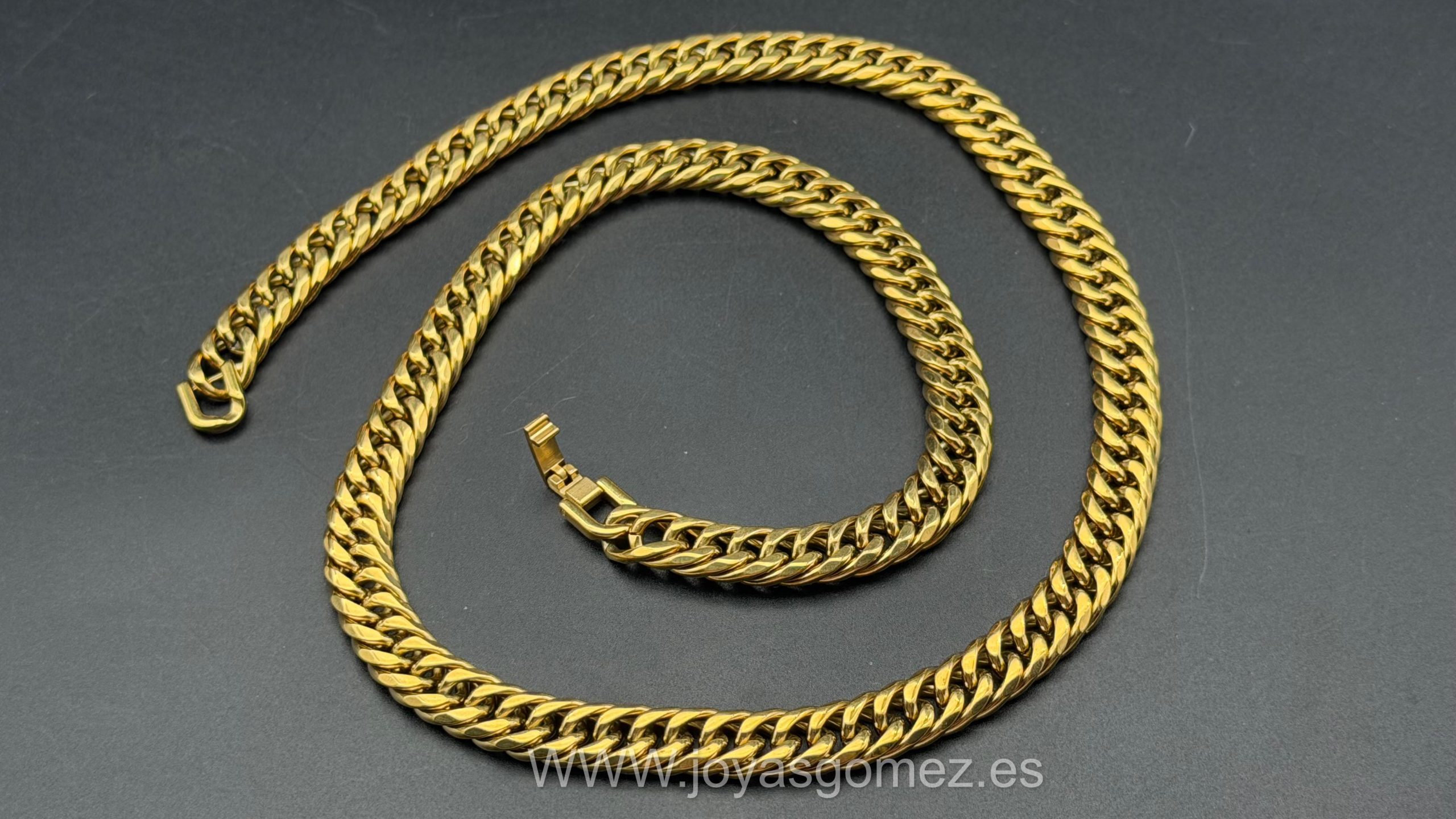 WhatsApp Image 2026-06-22 at 10.41.50 (1) Cadena cubana 10 mm*60cm ,acero 316 L chapado oro 18k - Imagen 1