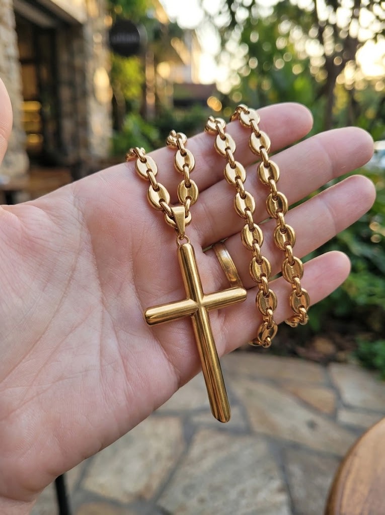WhatsApp Image 2026-10-18 at 18.10.45 Cadena café 6*60 cm+cruz lisa, acero 316L chapado oro 18k - Imagen 1